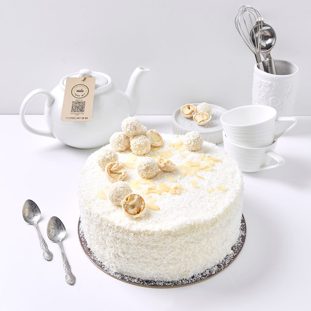 Торт Рафаэлло 1,8 кг с доставкой Торт Рафаэлло 1,8 кг с доставкой